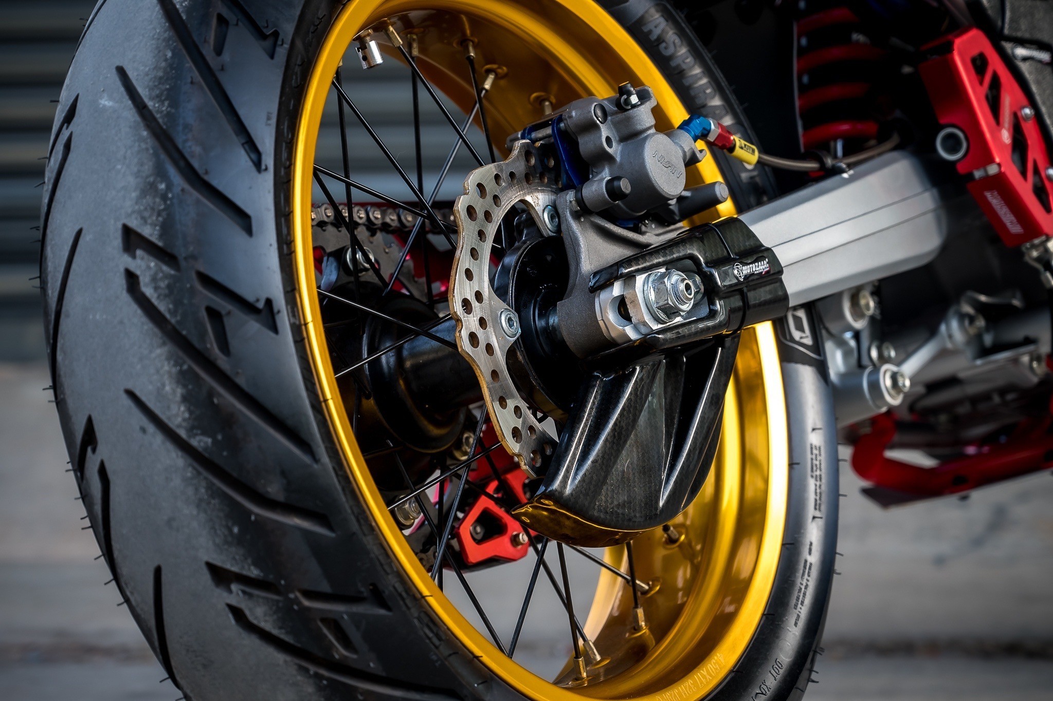 ครอบบังจานดิสหลัง CRF300L / Rally 1400฿ MOTOZAAA 1400฿ งานสี 1600฿ ลายเคฟล่า