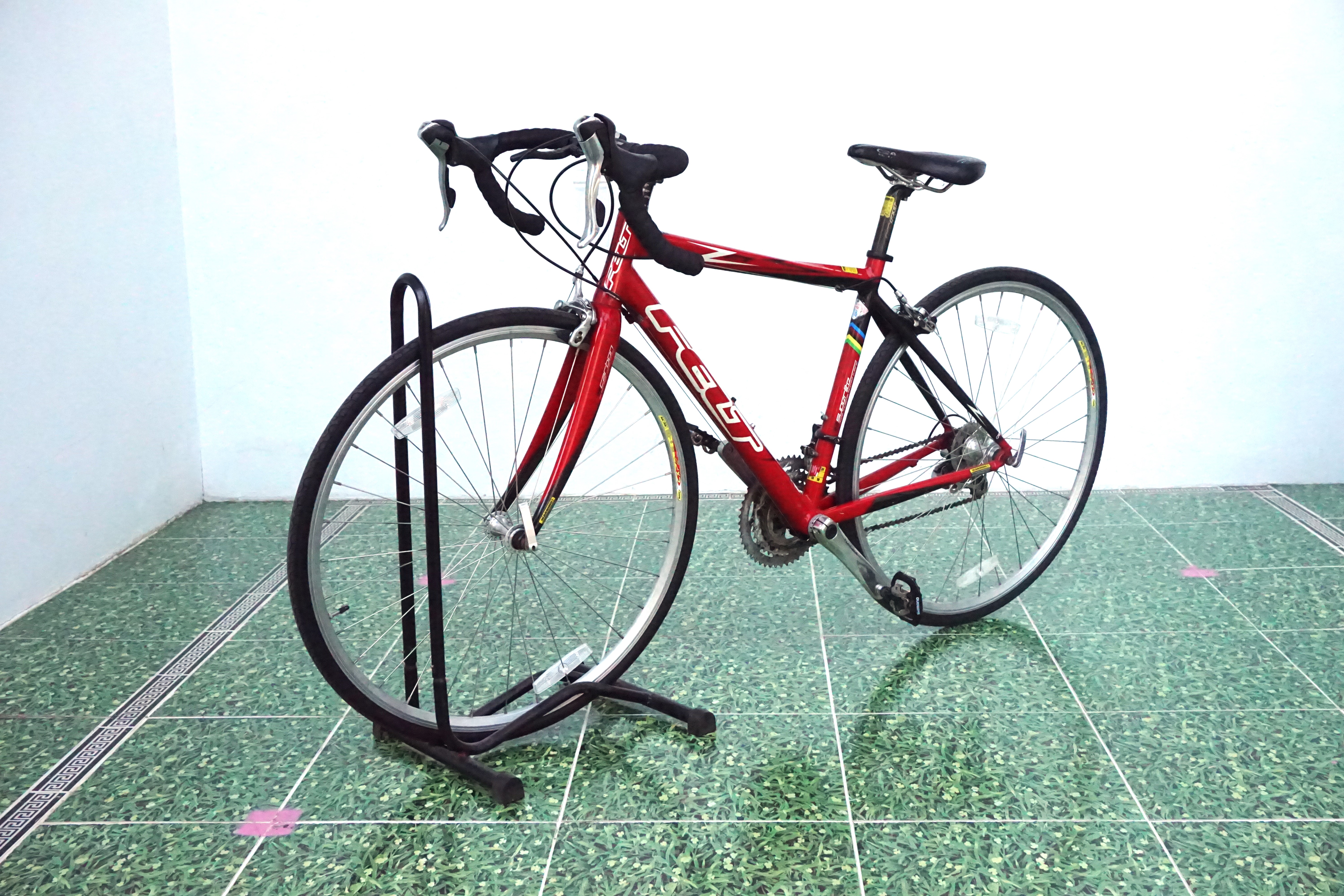 จักรยานเสือหมอบญี่ปุ่น - ล้อ 700c - มีเกียร์ - อลูมิเนียม - FELT Superlite - สีแดง [จักรยานมือสอง]