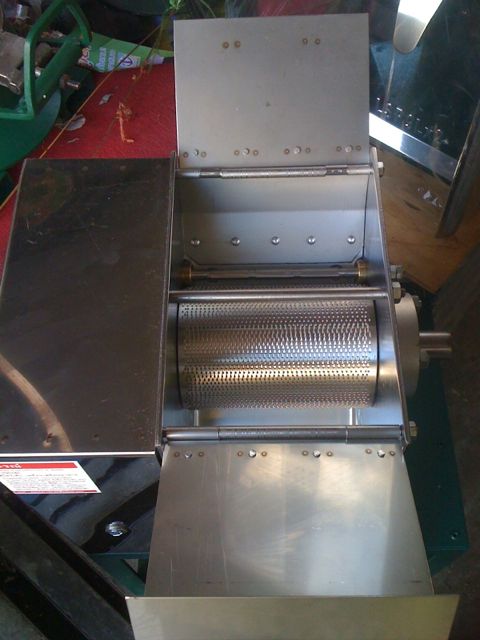 เครื่องขูดมะพร้าว 6นิ้ว มอเตอร์ 1.0HP สแตนเลส