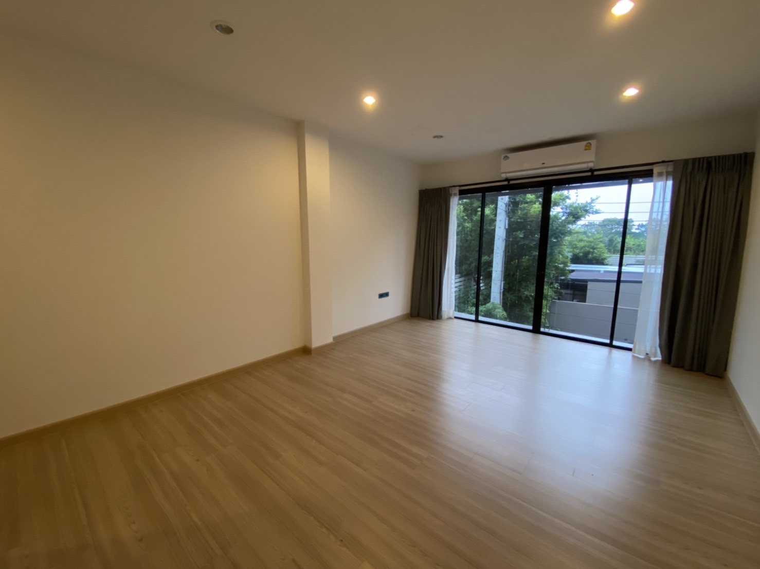 เฮ้าส์ นีช แจ้งวัฒนะ - HAUS NICHE CHAENGWATTANA