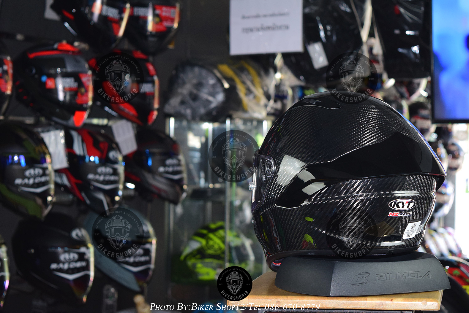 หมวกกันน็อคKYT Carbon รุ่น NX RACE pure carbon