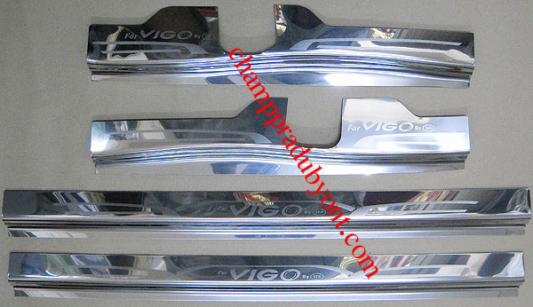 ชายบันไดสแตนเลส TOYOTA VIGO 09-11 SMART CAB แบบสอดลึก
