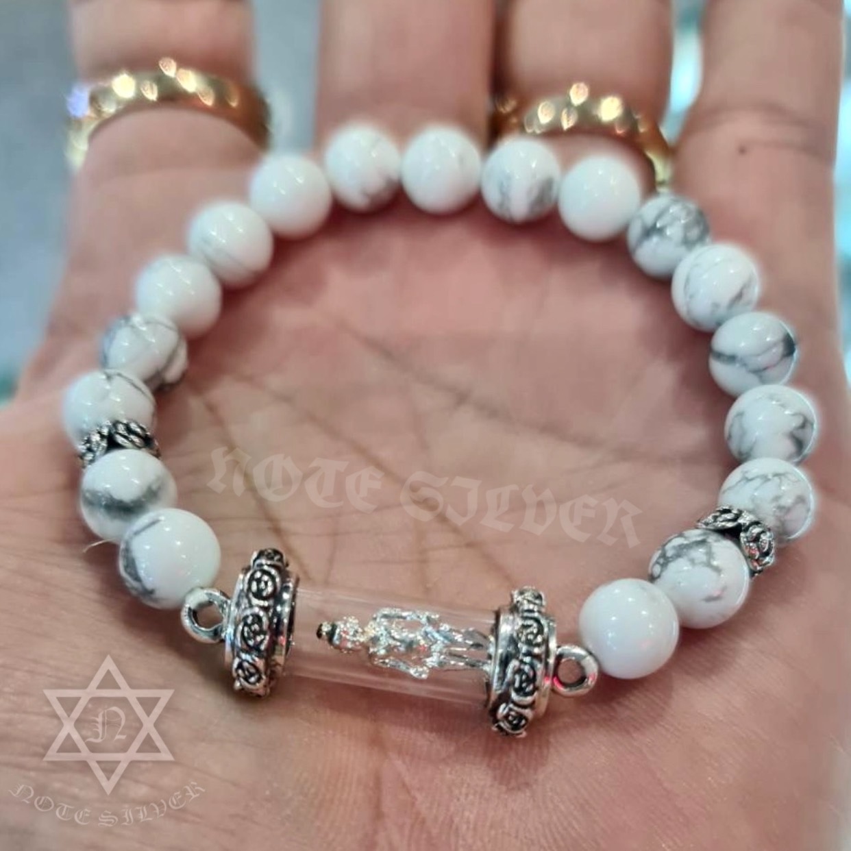 พี่จุก หลอดตะกรุด เงินแท้ลายกุหลาบ ข้อมือหินโฮวไลท์ 8 mm ตัวคั่นดอกกุหลาบ Sterling Silver 925 NSSV2856