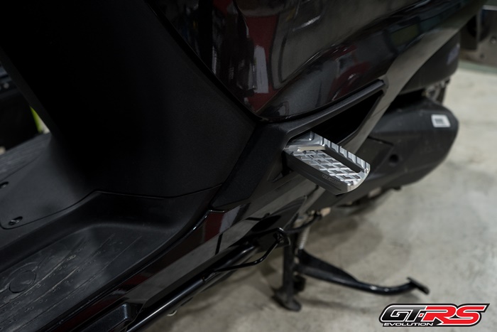 พักเท้าหลัง GTRS/CNC GIORNO125