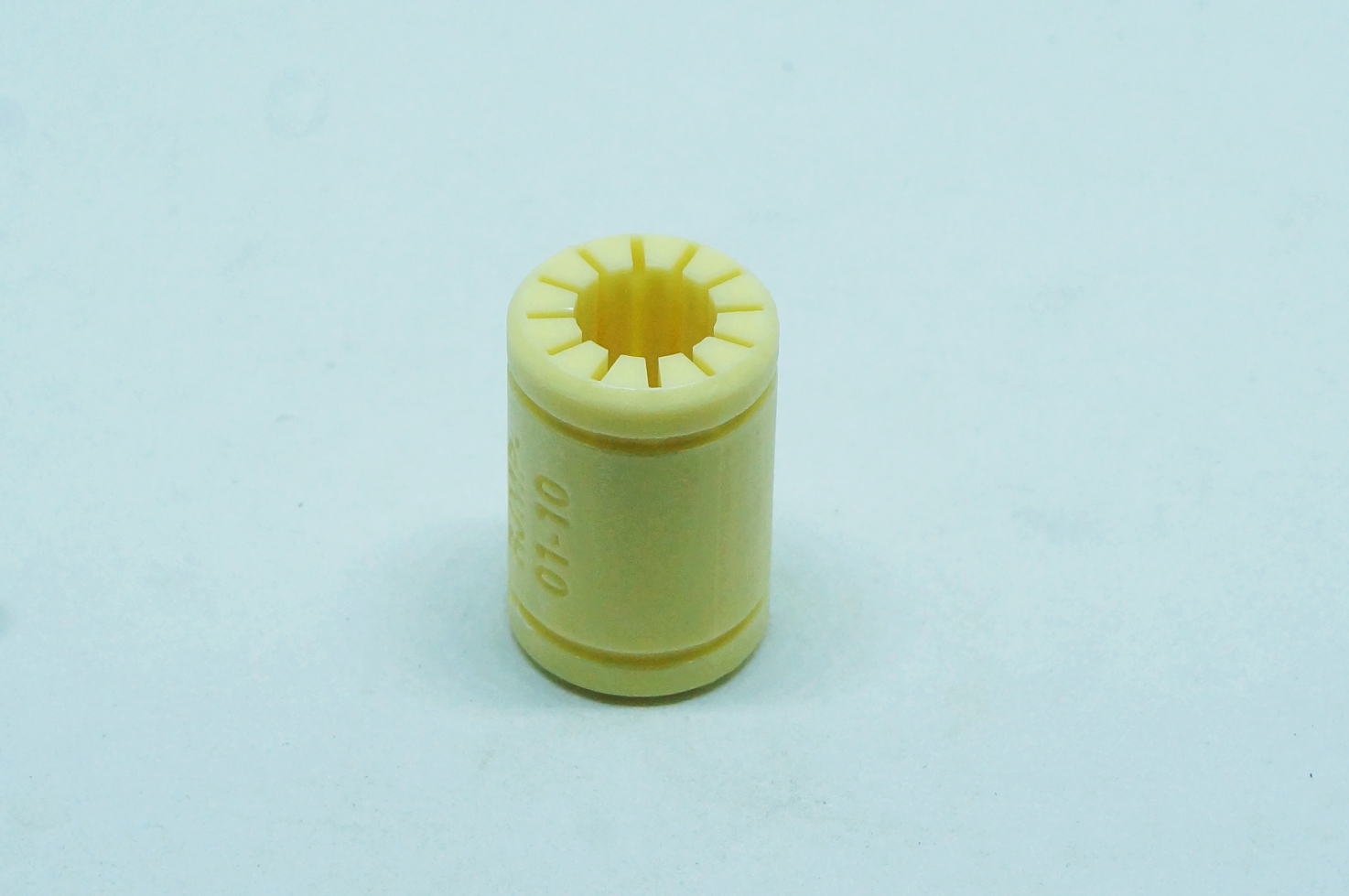 LM10UU Solid Polymer Bearing