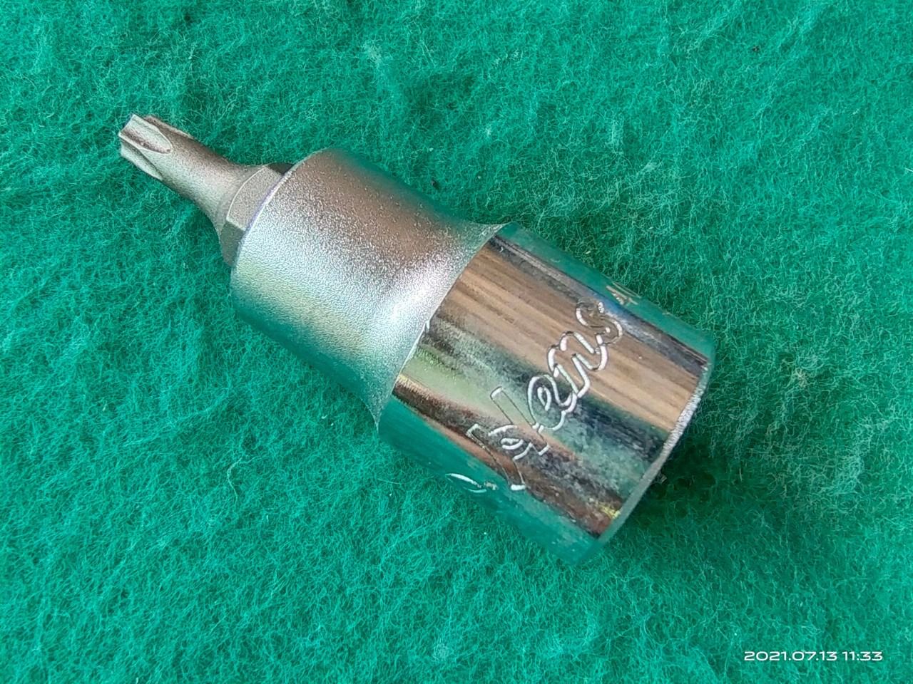 ลูกบล็อกเดือยโผล่ หัวดาว ยี่ห้อ Hans T27