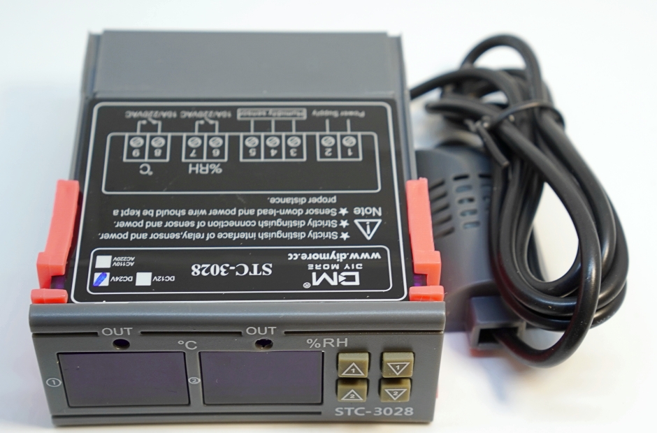 STC-3028 Digital Tempareture and Huminity controller
