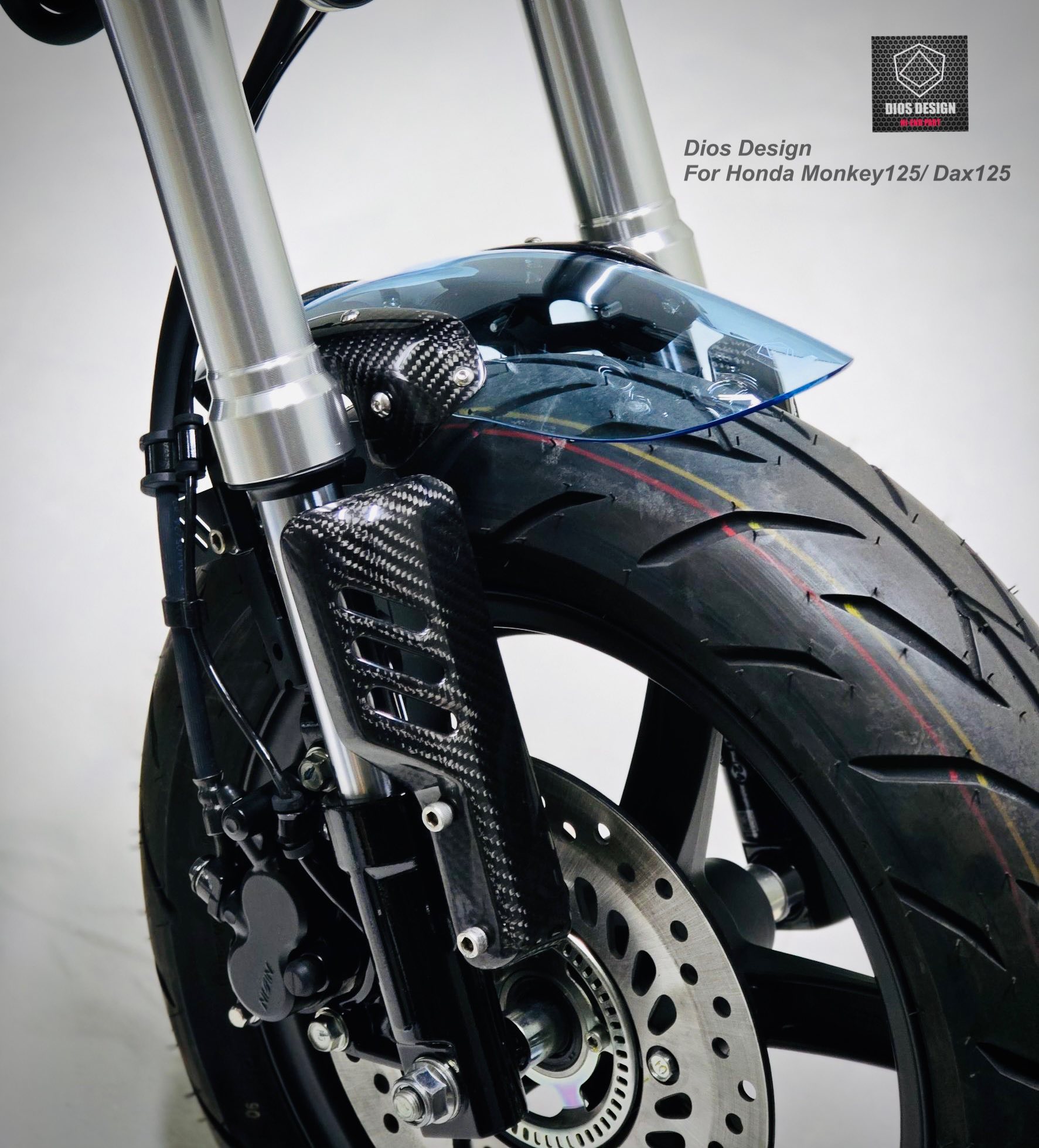 บังโคลนหน้าโหลด Dios design monkey125-DAX125 คาร์บอน 2490 บาท