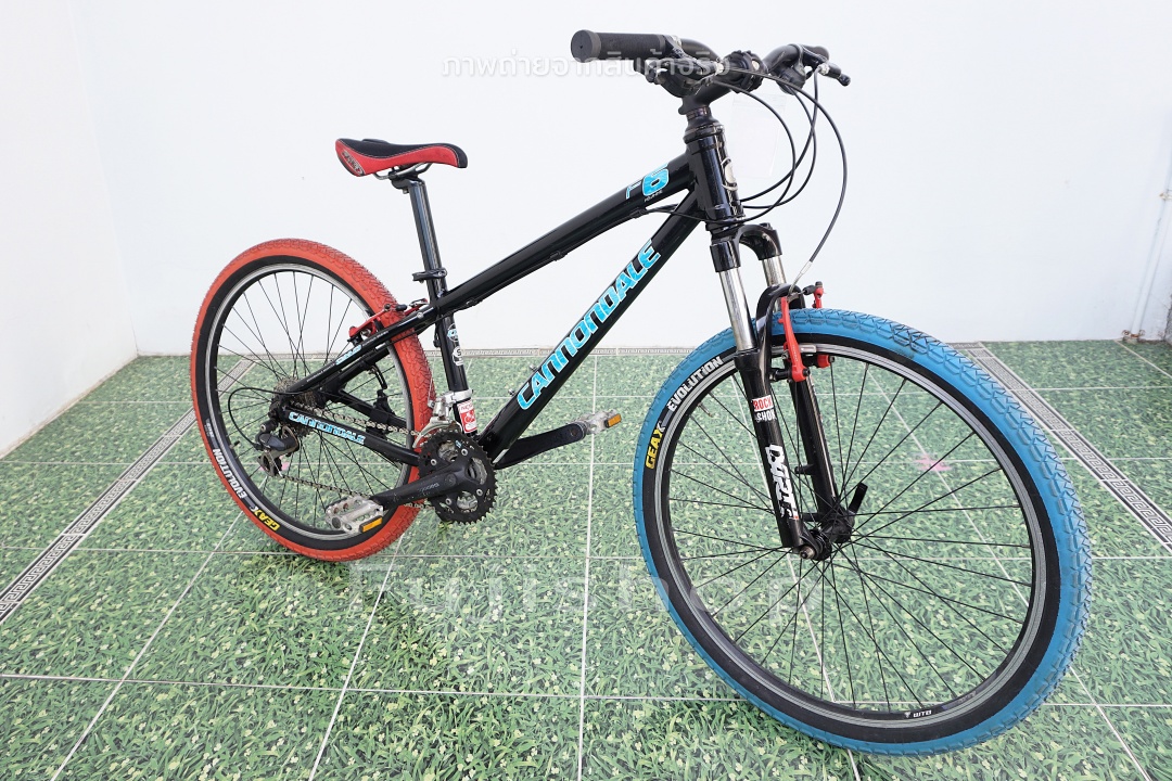 จักรยานเสือภูเขาญี่ปุ่น - ล้อ 26 นิ้ว - เกียร์ 3x8 (24 สปีด) - อลูมิเนียม - โช๊คหน้า - Canondale F6 - สีดำ - Size S [จักรยานมือสอง]