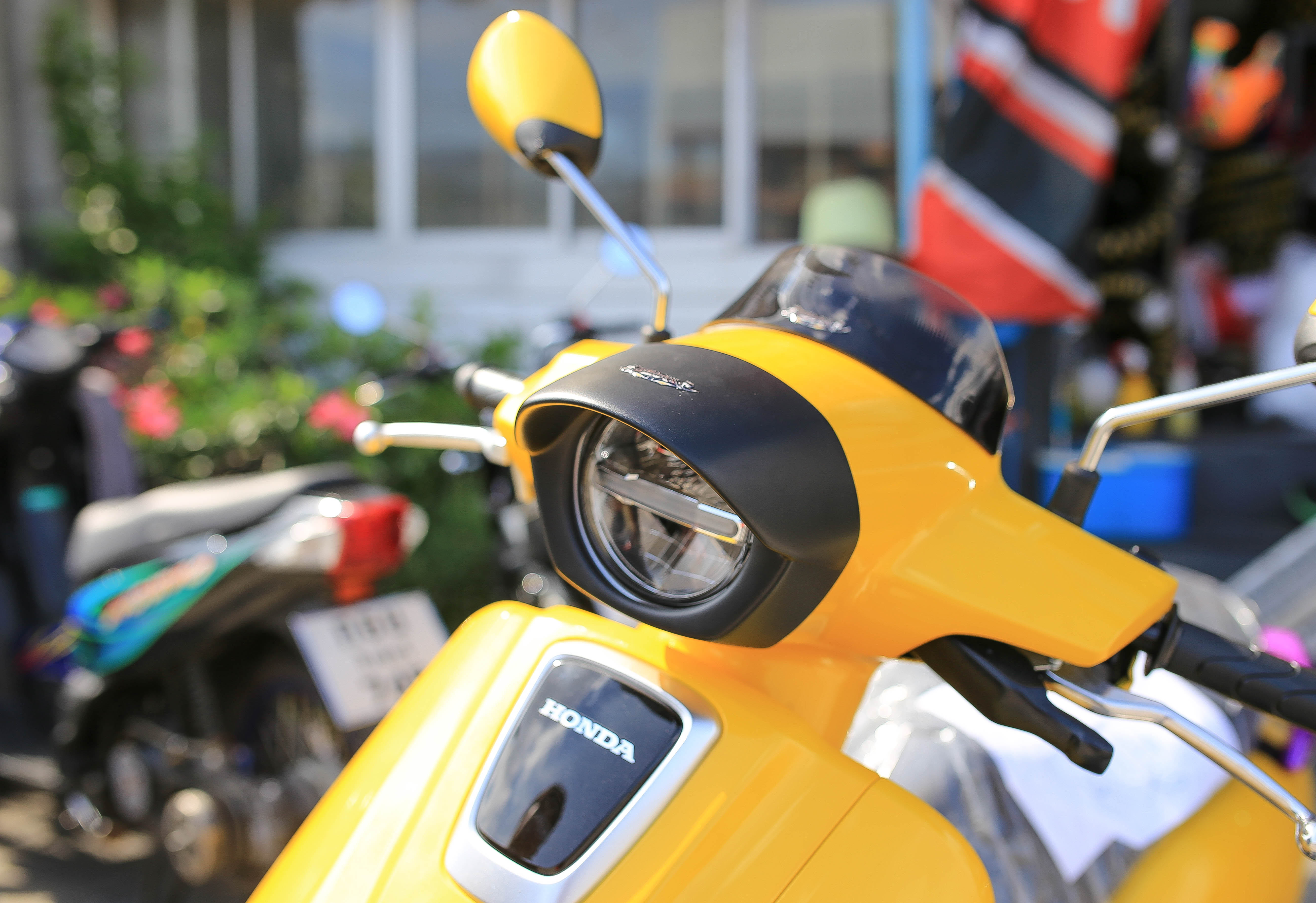 ครอบไฟหน้า Asura Giorno+ (แก๊ปไฟหน้า) สีขาว ดำด้าน ดำเงา ราคา1100