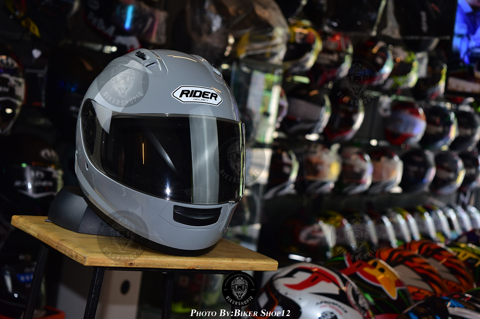 หมวกกันน็อคRider รุ่น R1X คละสี