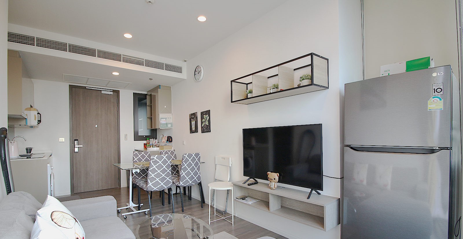 วิสซ์ดอม เอสเซ้นส์ - Whizdom Essence