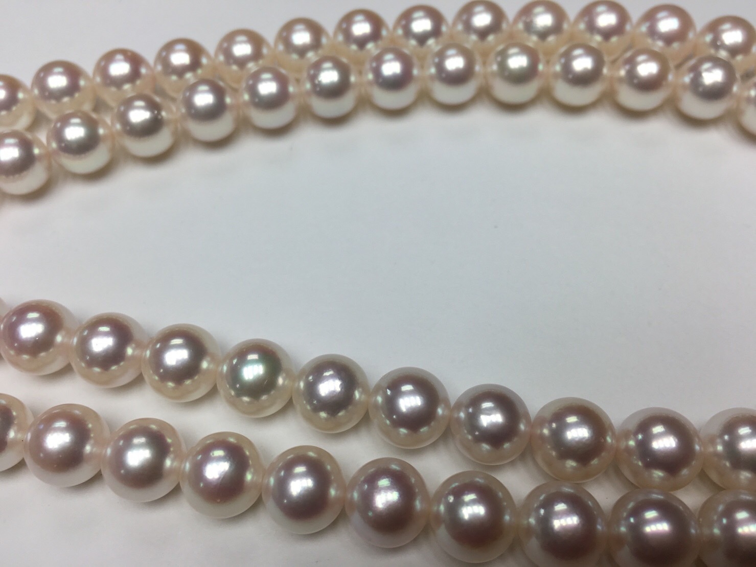 สร้อยไข่มุกอะโกย่าญี่ปุ่นแท้ 9-9.5 มิล กลม สีขาวอมชมพู AAA