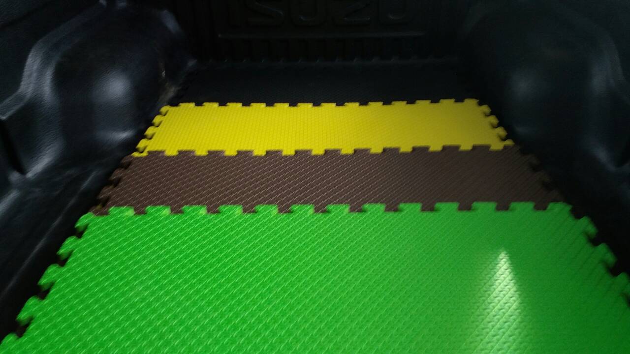 จิ๊กซอว์ปูพื้น หนา 15 mm. กว้าง 100X100 cm.