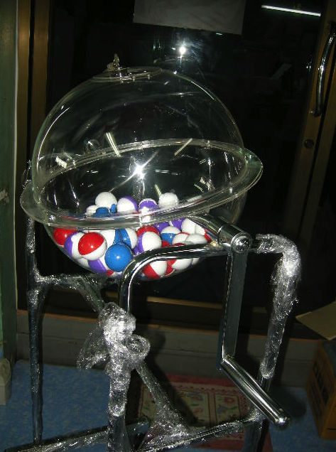 กล่องหมุนจับรางวัล ทรงกลม พร้อมชุดขาตั้งแสตนเลส