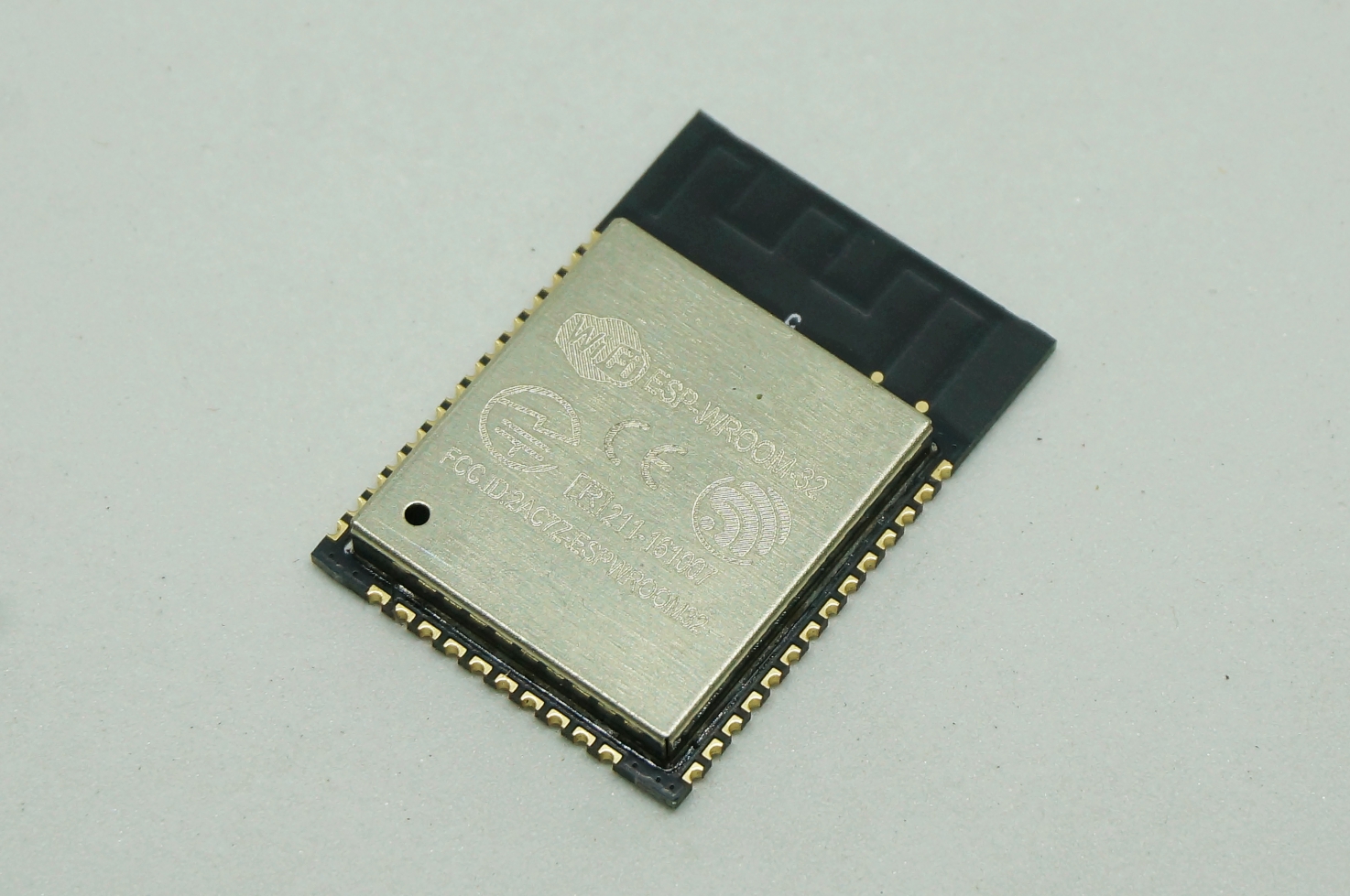 ESP32 bluetooth and WIFI chip