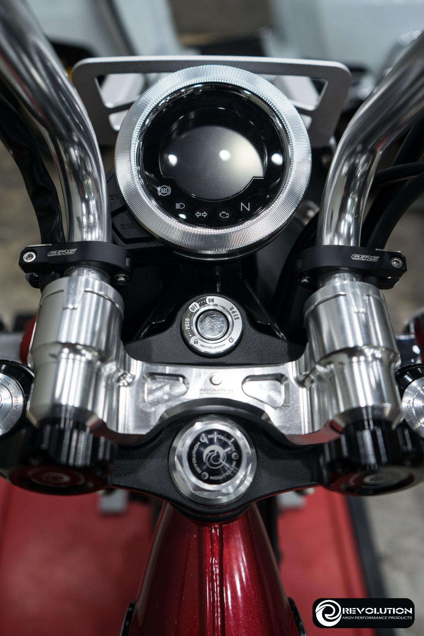 ฝาครอบสวิทกุญแจ CNC REVOLUTION ST-125Dax/MSX-125SF : GROM-125 ราคา 280 บาท/ตัว