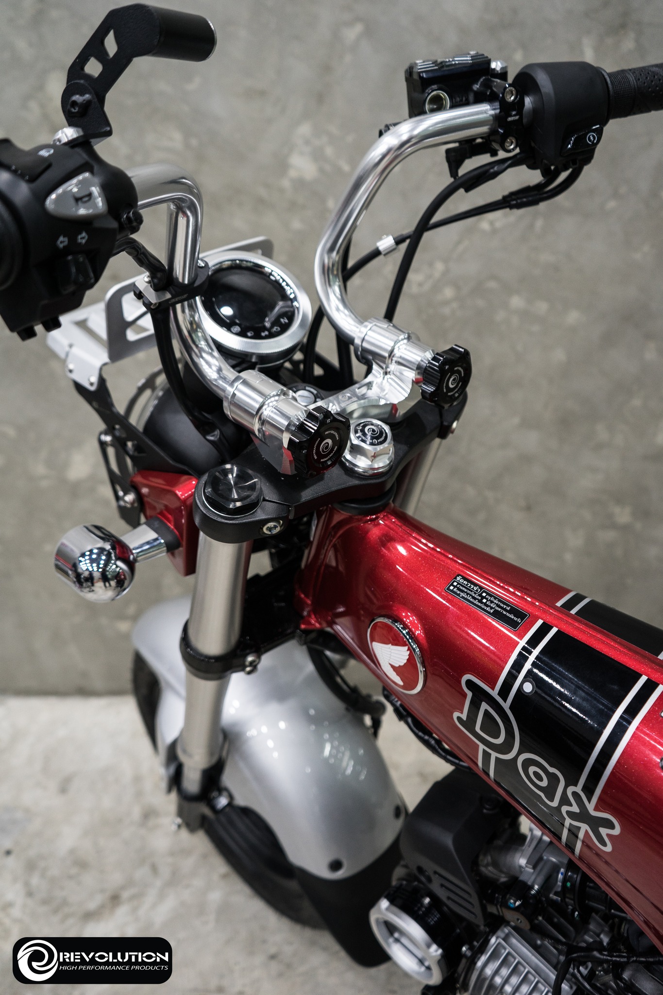 แฮนด์พร้อมแผงคอ+ประแจ CNC ปรับได้ REVOLUTION ST-125Dax/MONKEY-125 (4-5เกียร์)