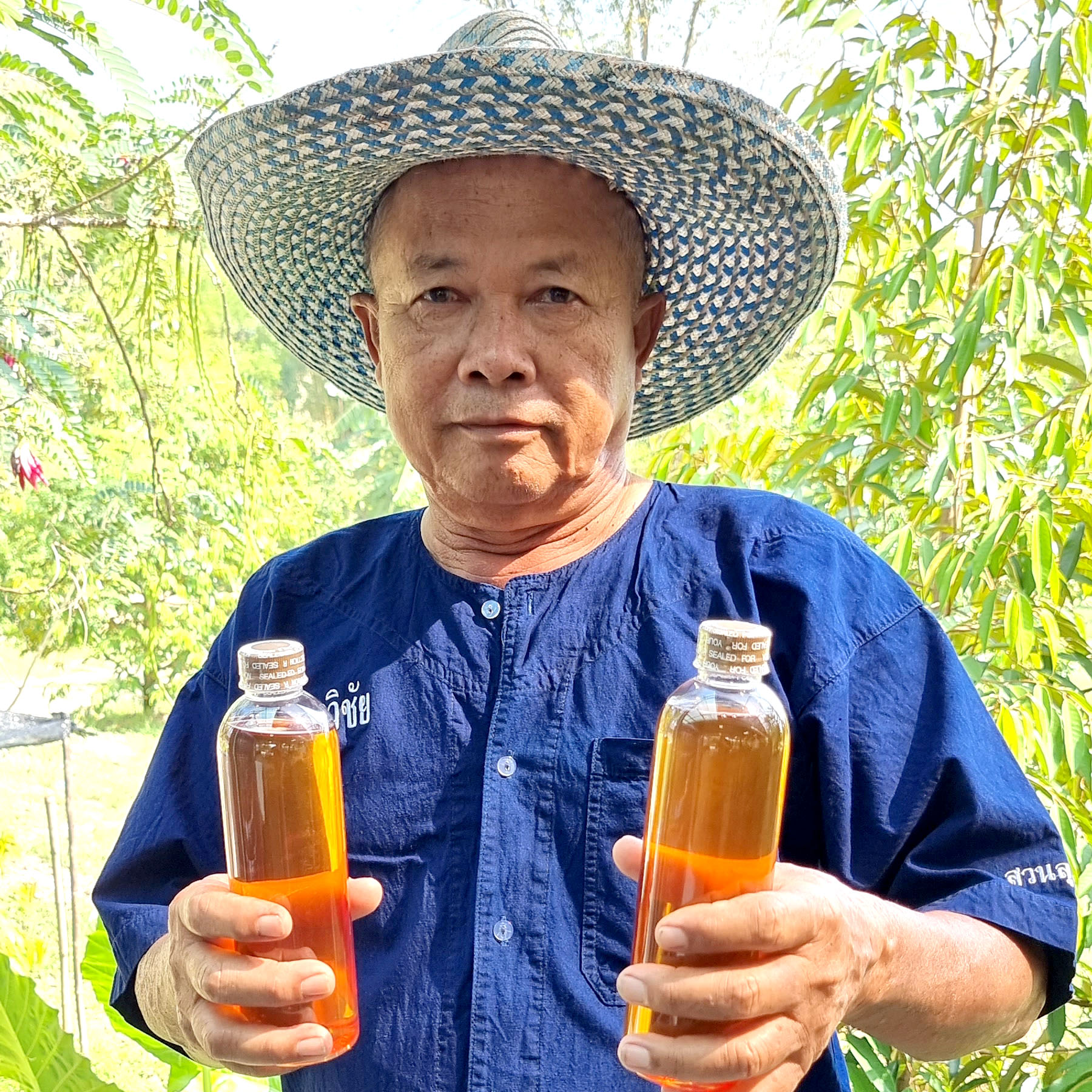 น้ำส้มควันไม้ (ฝาทอง) น้ำส้มควันไม้สูตรเข้มข้ม ไล่แมลง ขนาด0.5ลิตร น้ำส้มควันไม้ ออร์แกนิกแท้ รุ่นฝาทอง