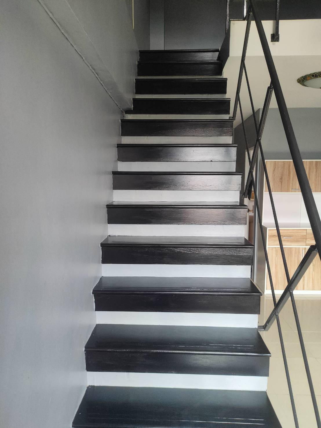 ฌ็องเซลิเซ่ ติวานนท์ - CHAMPS ELYSEES TIWANON