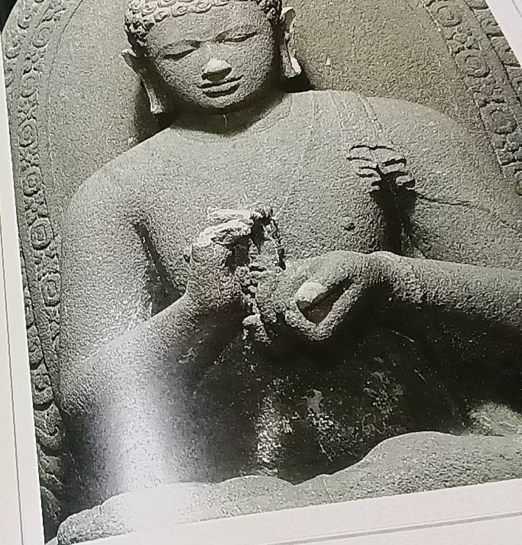 พระพุทธปฏิมาในพระบรมมหาราชวัง