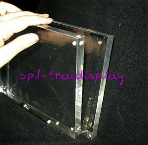 กรอบรูปแม่เหล็กอะครีลิคใส