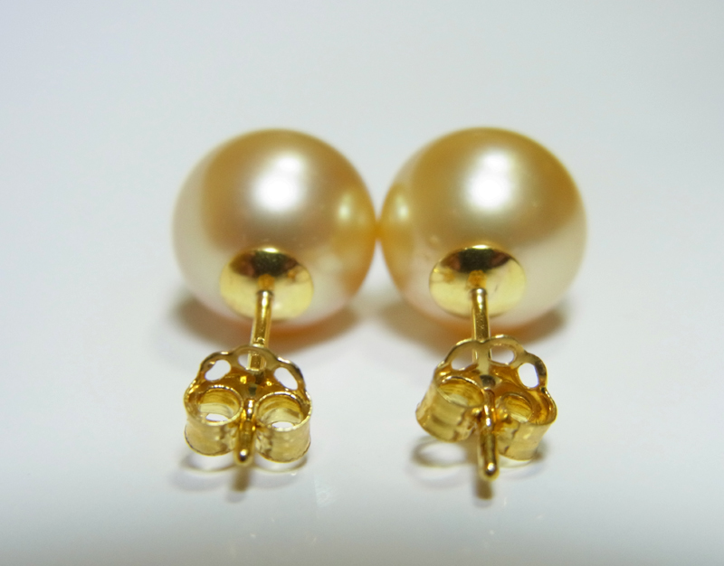 ต่างหูไข่มุก south sea 9-10 มิล ตัวเรือน 14k สีทองกลาง เกรด AAA