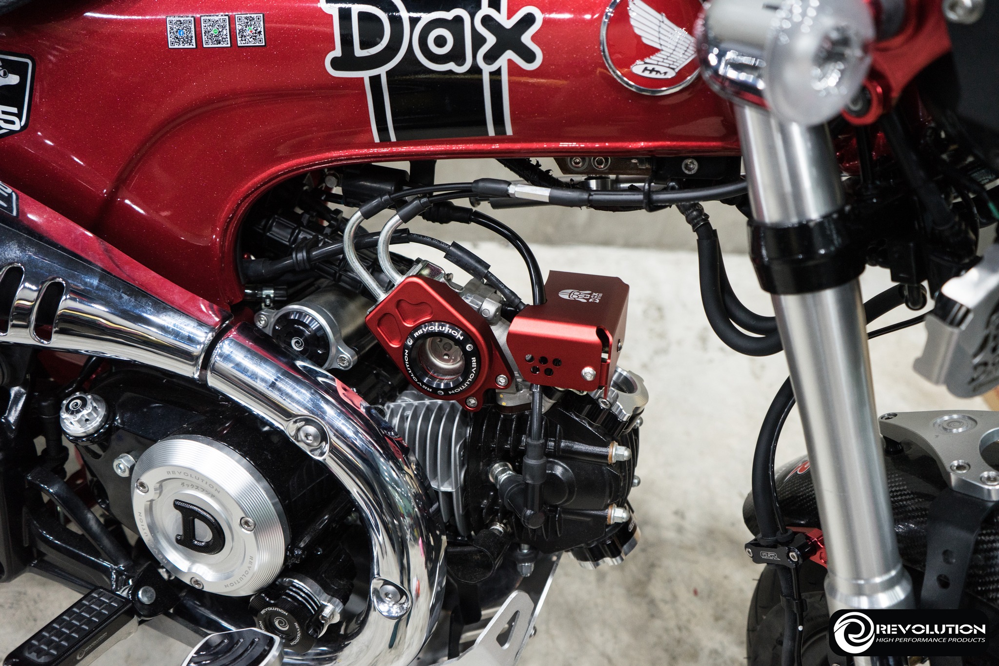 ฝาครอบเรือนลิ้นเร่ง 2 ชิ้น (อลูมิเนียม) 2D REVOLUTION ST-125DAX เงิน - แดง - ดำ ราคา 1,860 บาท/ชุด