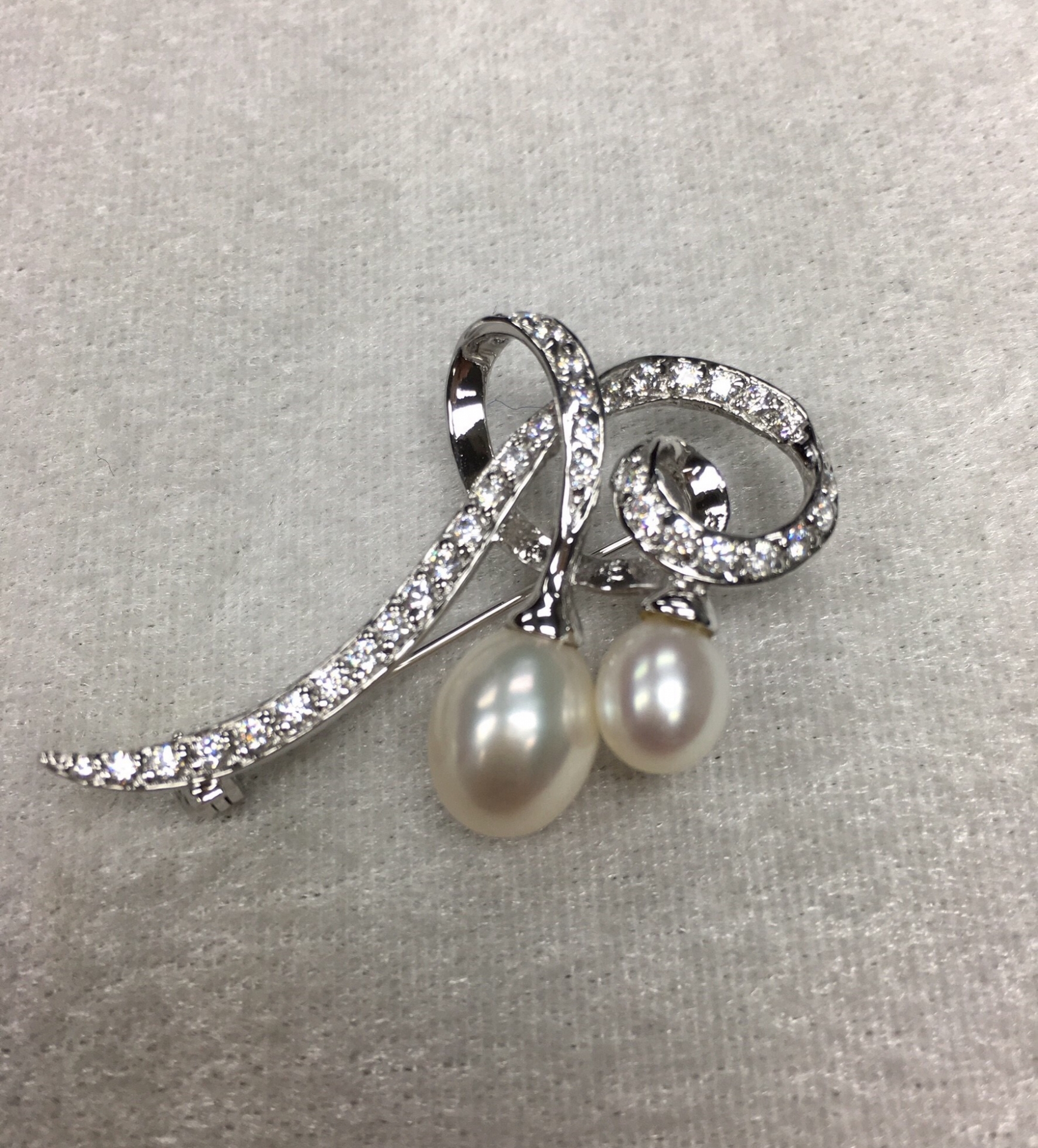 เข็มกลัดติดเสื้อ ไข่มุกแท้