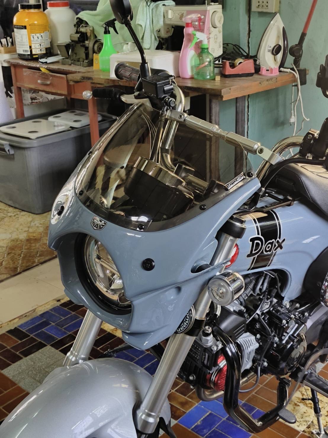 ชุดหน้ากากDAX125. by MonQeyKing มีสี ดำ แดง เทา น้ำเงิน ราคา2990