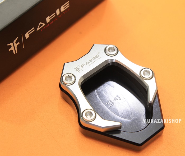 แผ่นรองขาตั้ง FAKIE KAWAZAKI NINJA 400 ราคา650