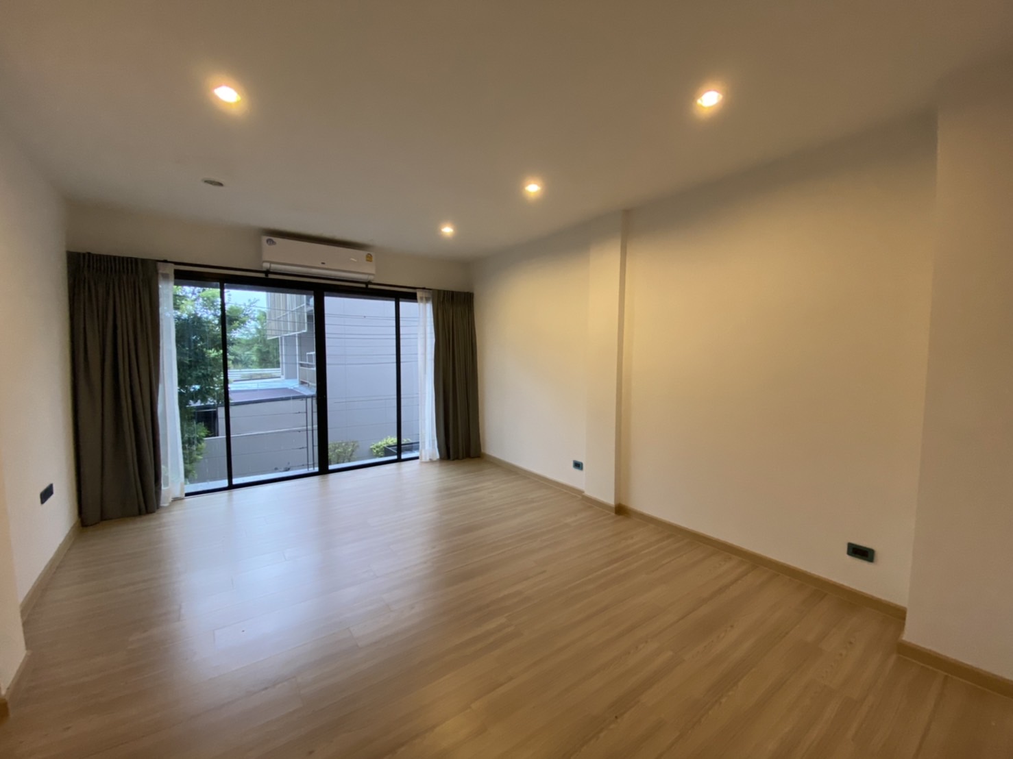 เฮ้าส์ นีช แจ้งวัฒนะ - HAUS NICHE CHAENGWATTANA