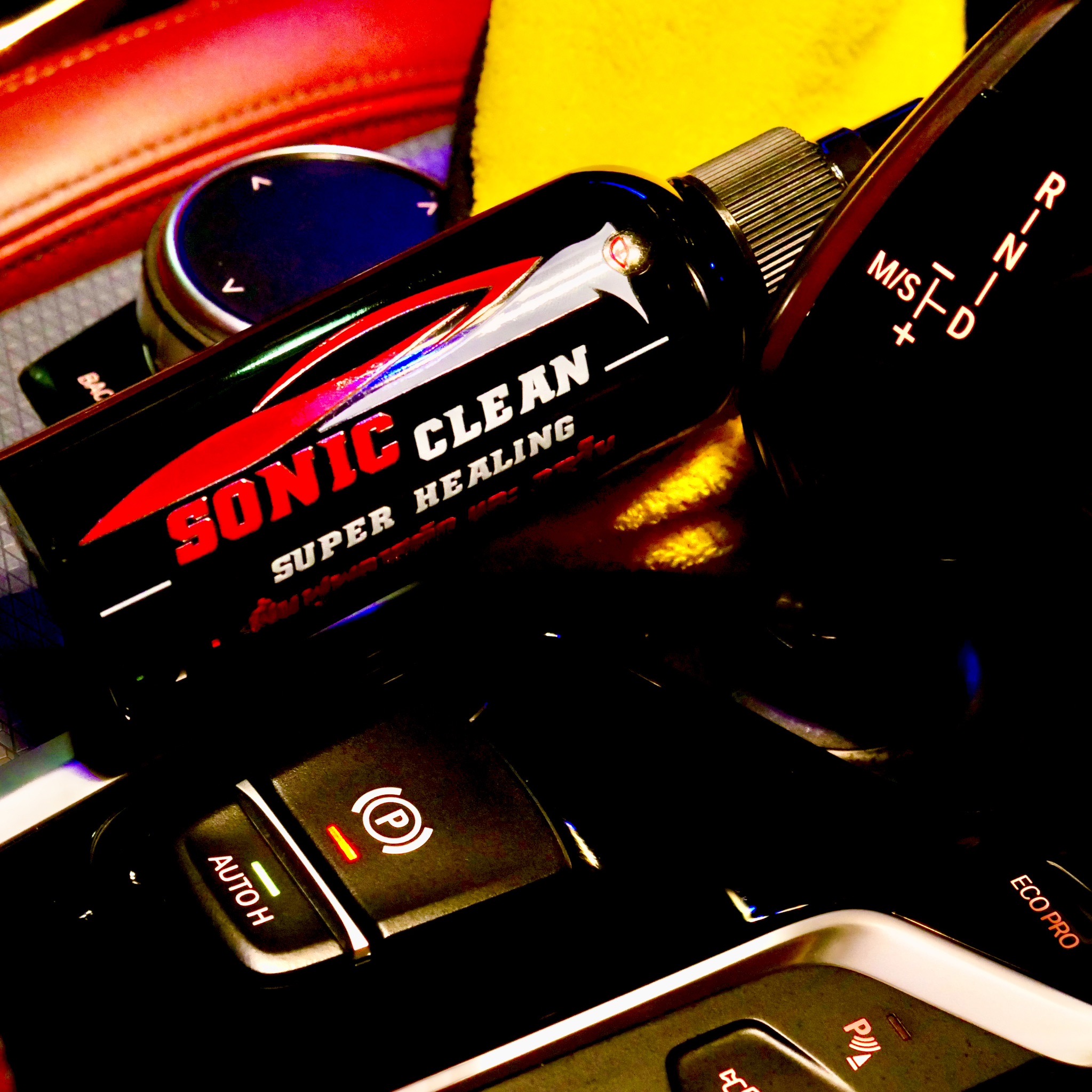 SONIC CLEAN สเปรย์ เช็ดคอนโซล เช็ดยาง ฟื้นฟูพลาสติก