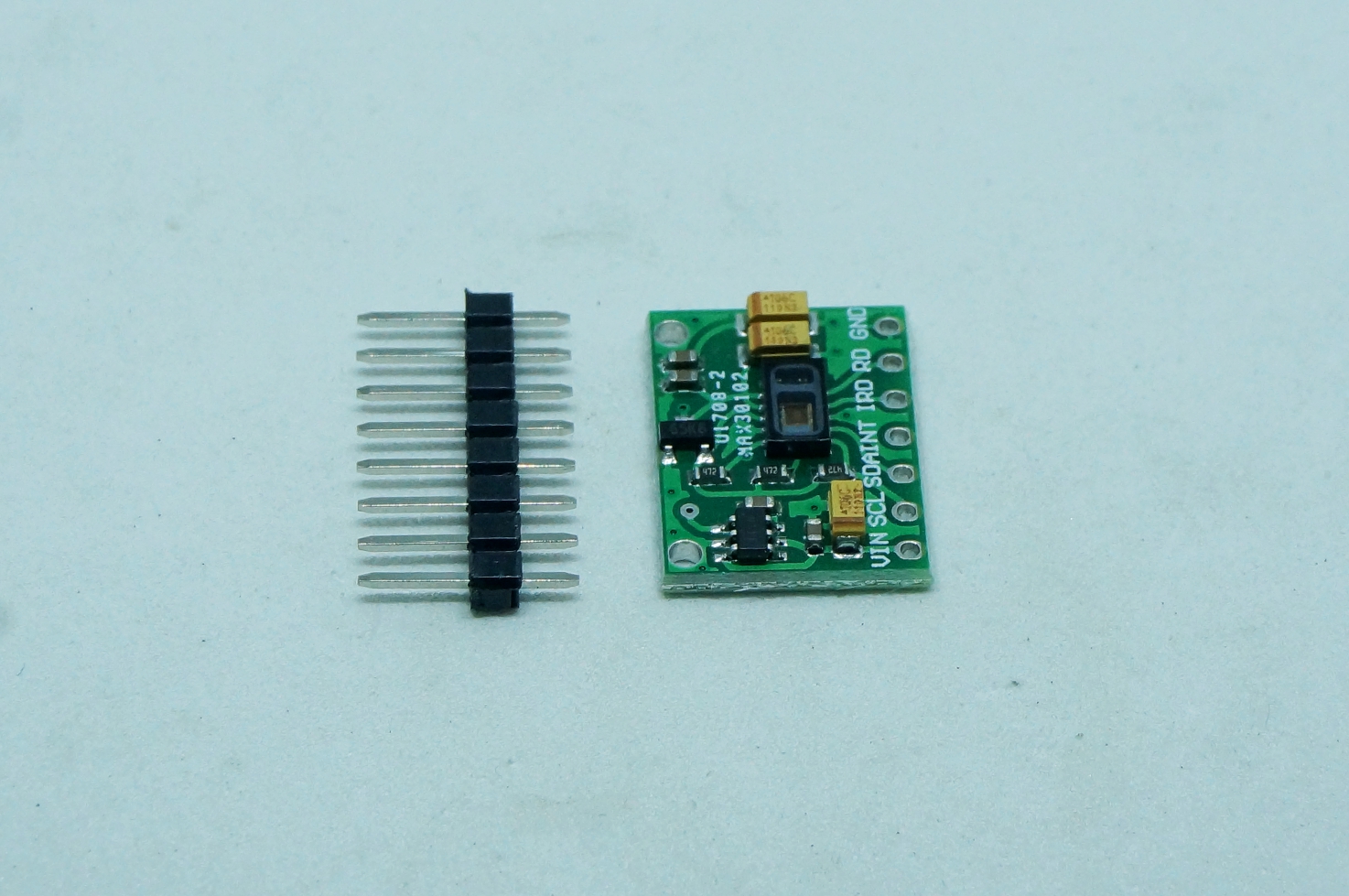 MAX30102 High-Sensitivity Pulse Oximeter and Heart-Rate Sensor