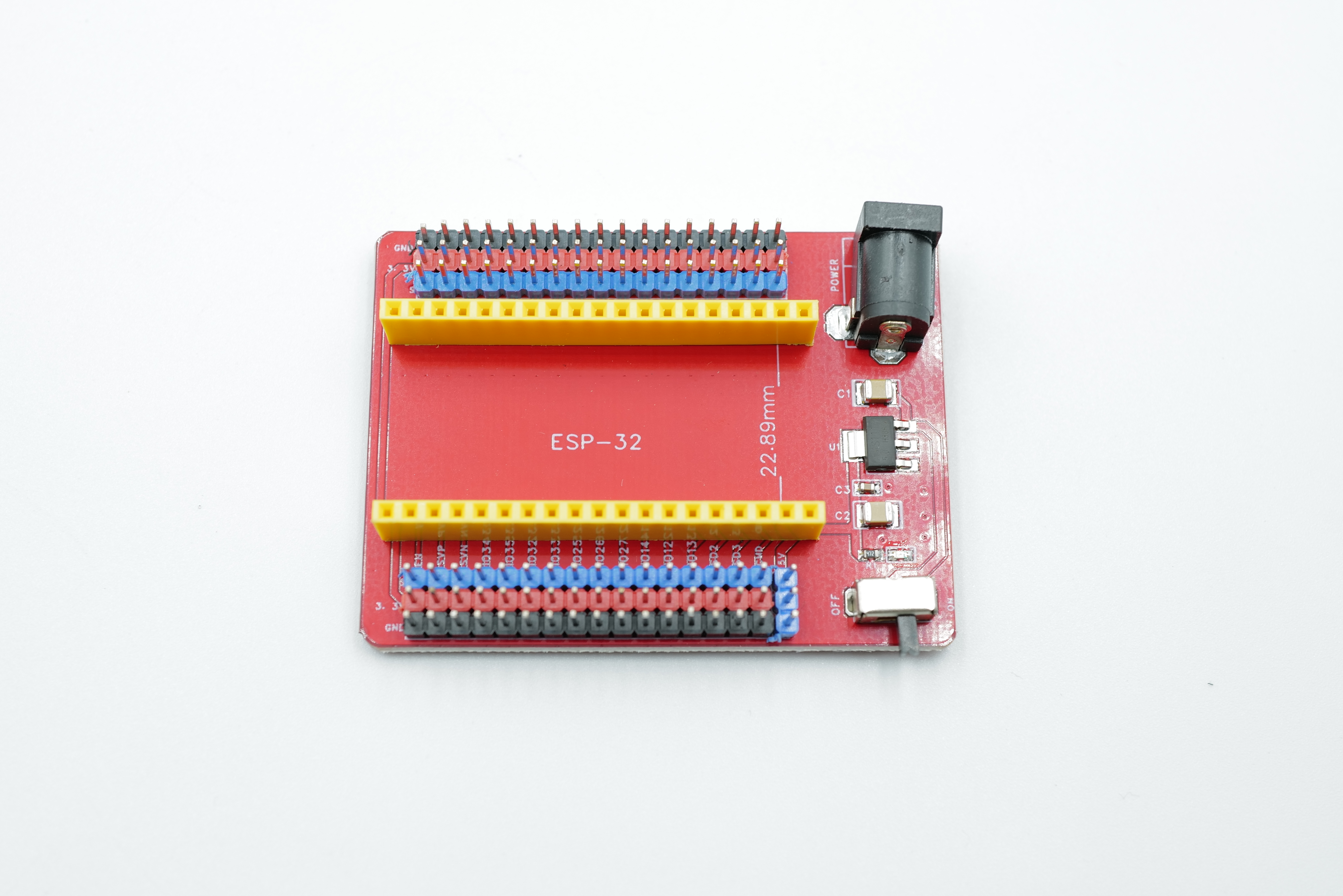 ESP32 38P shield มีที่ต่อไฟสำหรับบอร์ด