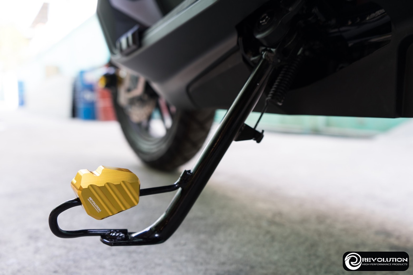 ตัวครอบแกนเขี่ยขาตั้งข้างREVOLUTION ADV150/FORZA'18PCX150 NEW'18