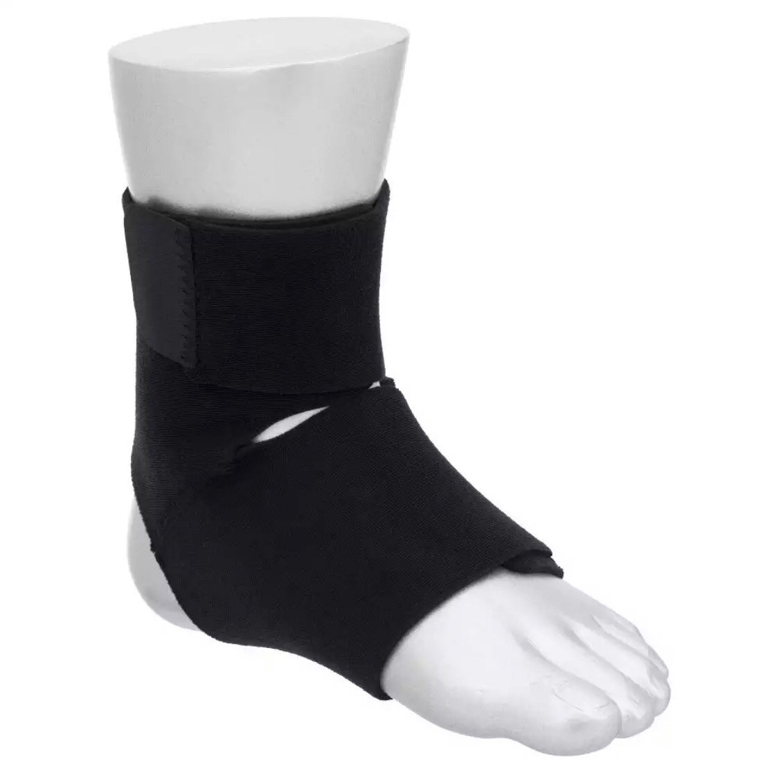 Futuro Compression Basics Ankle Support ฟูทูโร่ อุปกรณ์พยุงข้อเท้า รุ่นเบสิค แบบปรับกระชับได้ (กล่องเหลือ) 1 กล่อง/1ชิ้น
