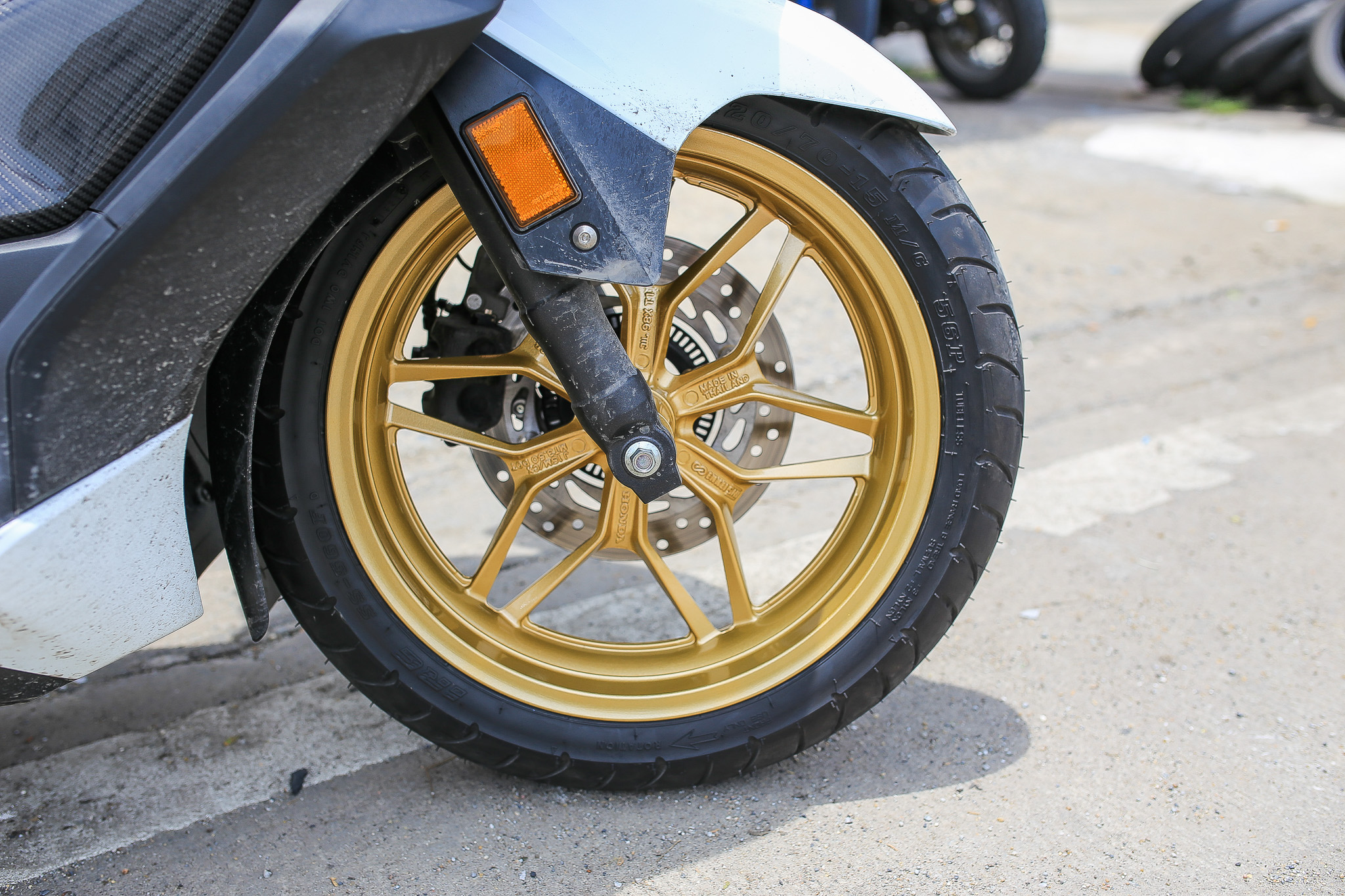 ✅ล้อสีม่วงเอฟเฟค ราคาสับพร้อมใส่พร้อมถ่วง 3000 บาท ✅ล้อสีทอง แดง น้ำเงิน ราคาสับพร้อมใส่พร้อมถ่วง 2800 บาท