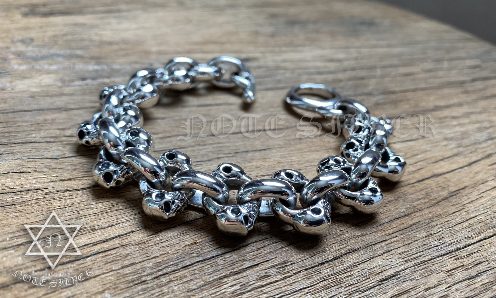 สร้อยข้อมือเงินแท้ หัวกะโหลก 7" Sterling Silver 925 NSBL2568