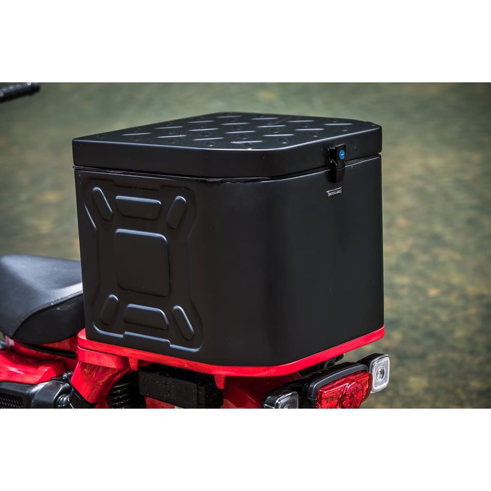กล่องหลัง MotoLordD v.1 Honda CT-125