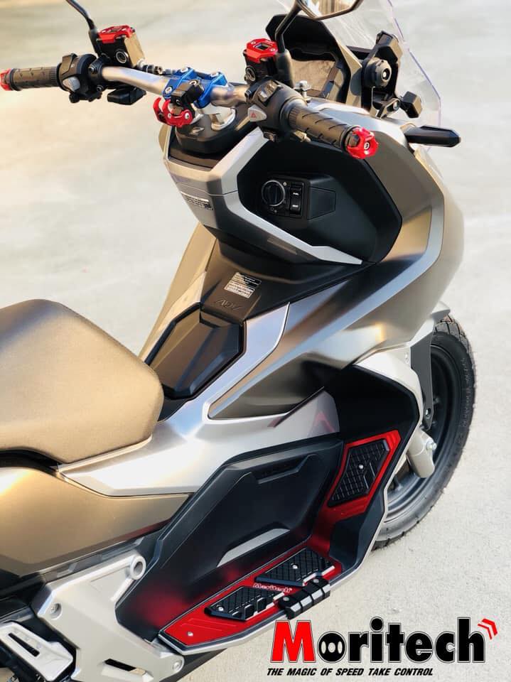 แผ่นพื้นพักเท้าหน้า MORITECH HONDA ADV 150