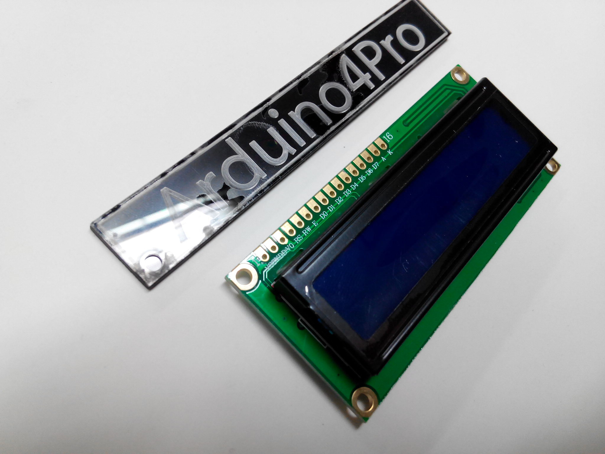 16x2 LCD (Blue Screen) with backlight of the LCD screen