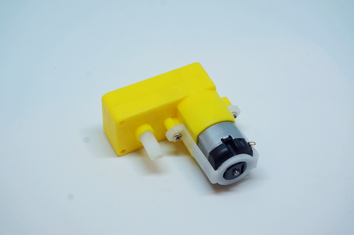 L-bend DC gear motor 3 - 6 V (1:220)