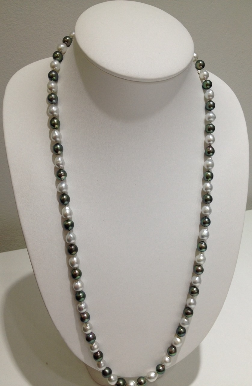 ไข่มุก south sea ขนาด 9-10.9มิล กลม สีขาวสลับสีดำ