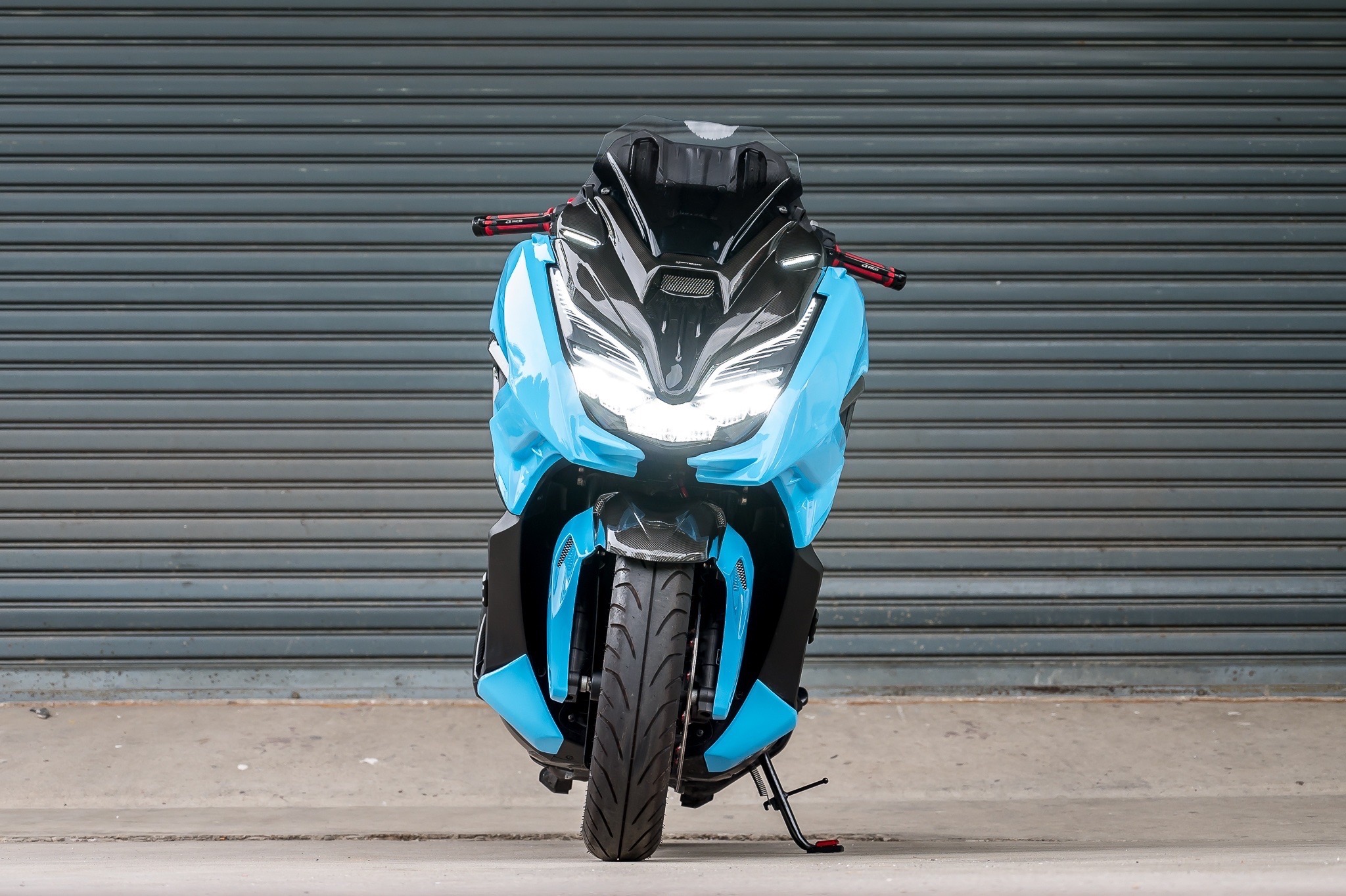 ชิวหน้าทรงสั้น MOTOZAAA FORZA 350 900฿