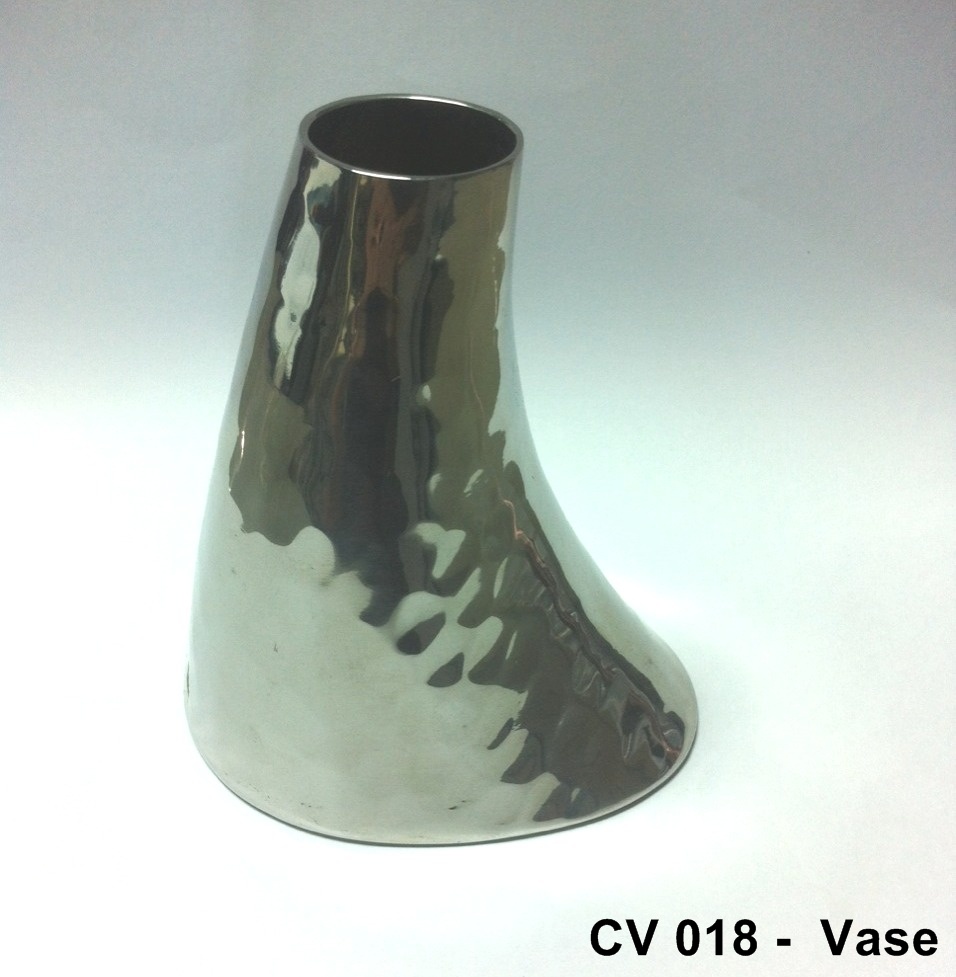 แจกัน สแตนเลส รุ่น cv018