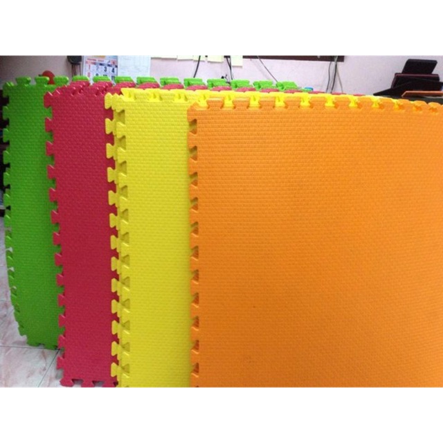 Eva Foam แผ่นยางปูพื้นจิ๊กซอ เสื่อรองคลาน เสื่อออกกำลังกาย จิ๊กซอ 1x1 เมตร หนา 1 เซ็นติเมตร เซ็ท 4 แผ่น