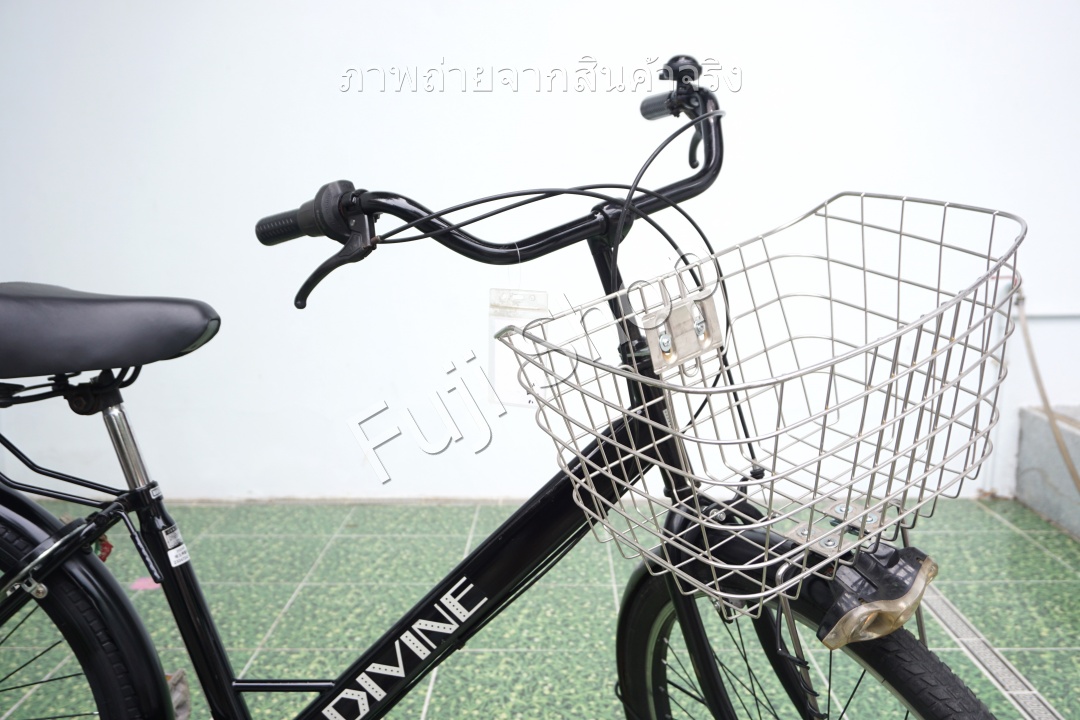 จักรยานแม่บ้านล้อโต ญี่ปุ่น - ล้อ 26x1.95 - เกียร์ 6 สปีด - ไฟหน้าอัตโนมัติ - Divine - สีดำ [จักรยานมือสอง]