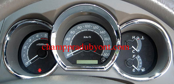 ครอบเรือนไมล์โครเมี่ยม TOYOTA FORTUNER 05-11