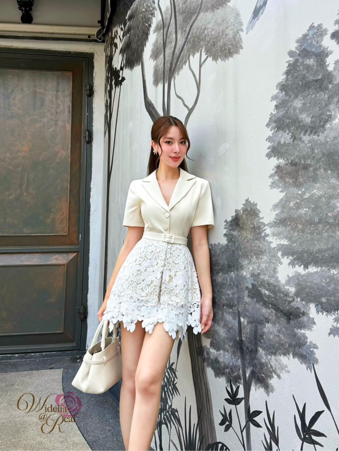 Korea Set 3ชิ้น เสื้อเบเซอร์ตัวยาว+กระโปรงสั้น+เข็มขัด 1 เส้น (ครีม)